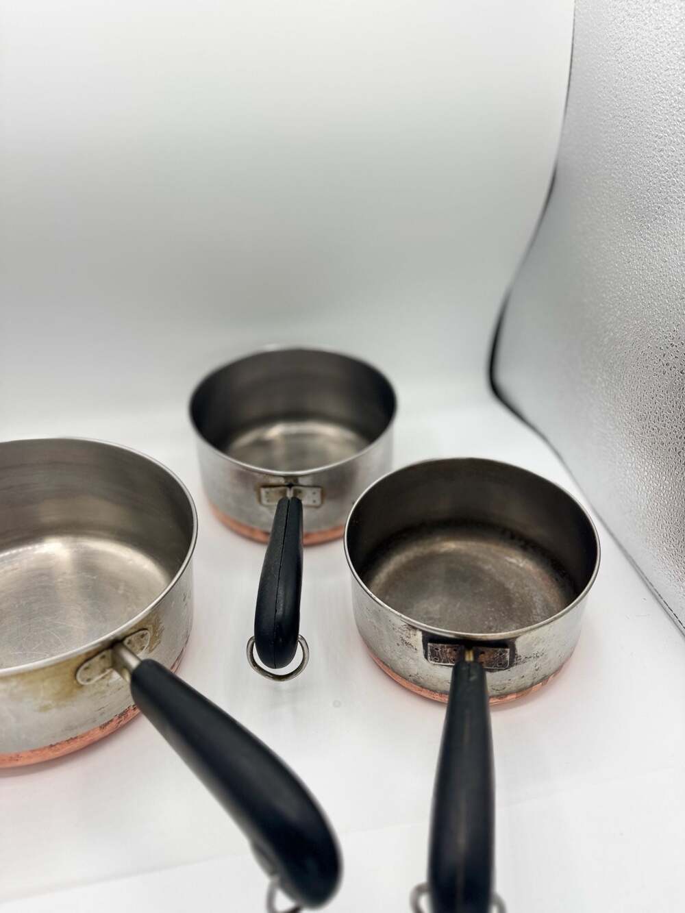 1801 Revere Ware Sauce Pans Set of 3 no lids 2qt, 1qt ,and 1/2qt.